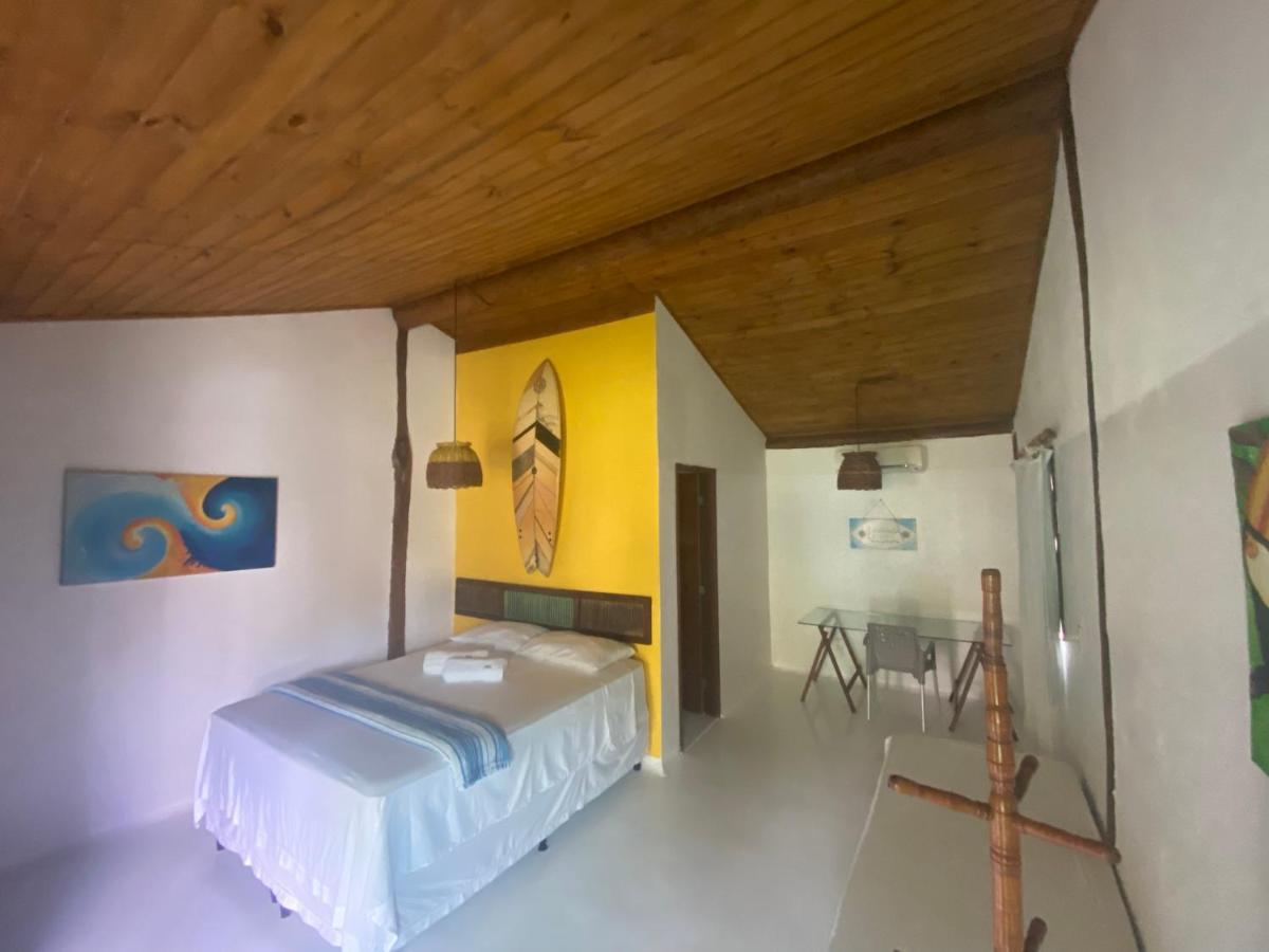 Отель Bahia Surf Camp Abrantes Экстерьер фото