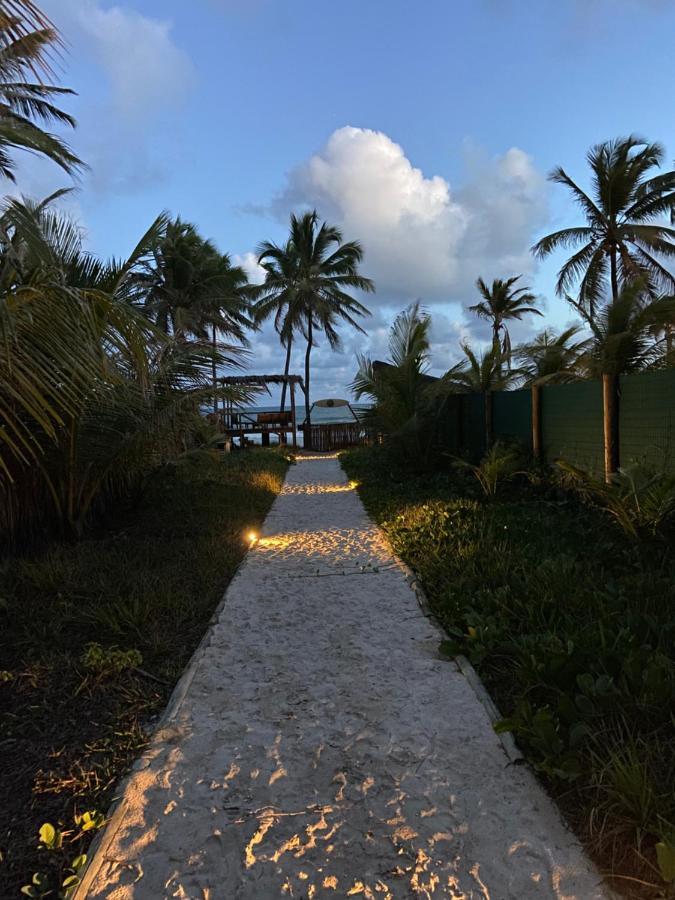 Отель Bahia Surf Camp Abrantes Экстерьер фото